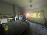 ea_bedroom_right_1